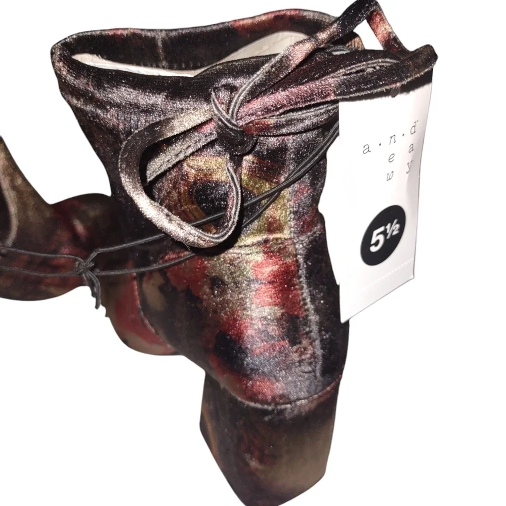 A New Day Women's Maria Block Sock Booties, Multicolor, Sz 5.5 - Picture 3 of 7